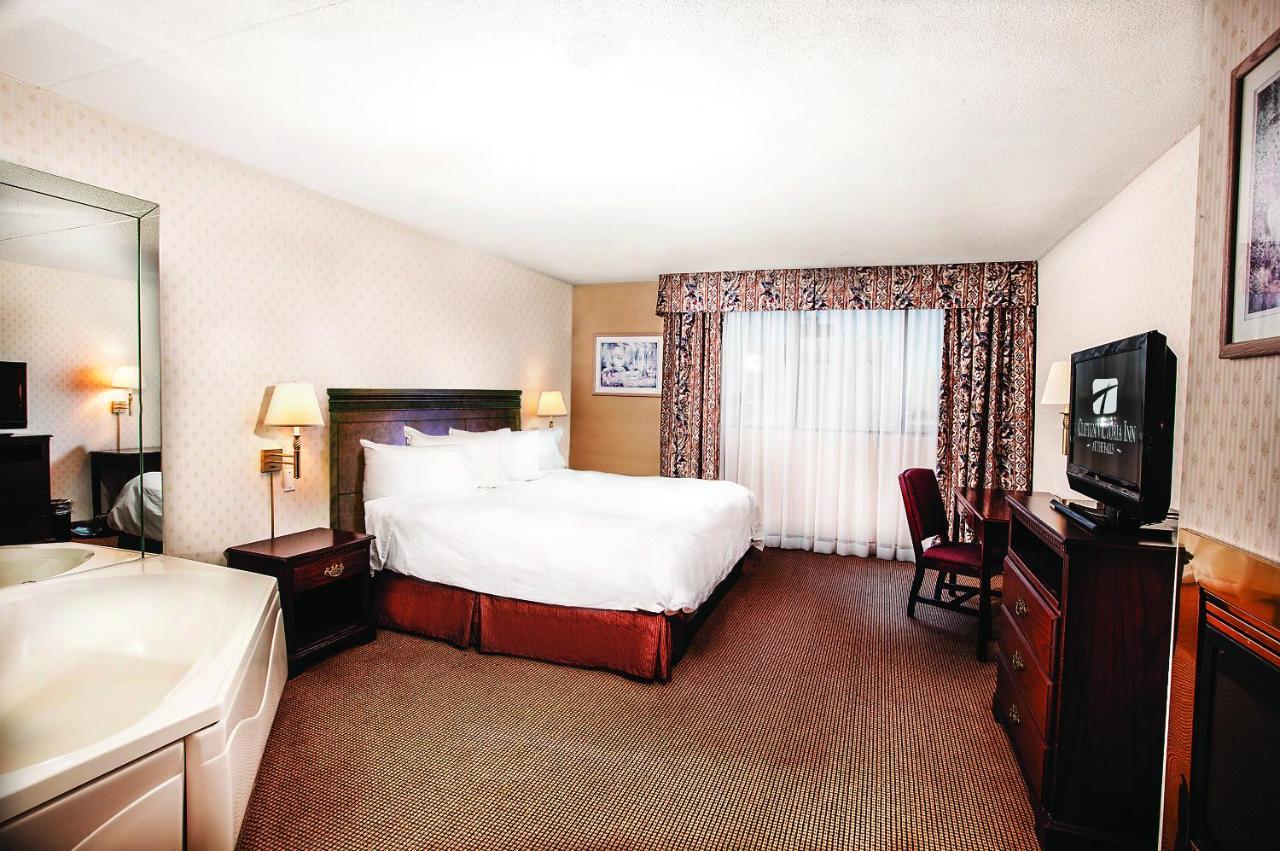 Clifton Victoria At The Falls Hotel Niagara Falls